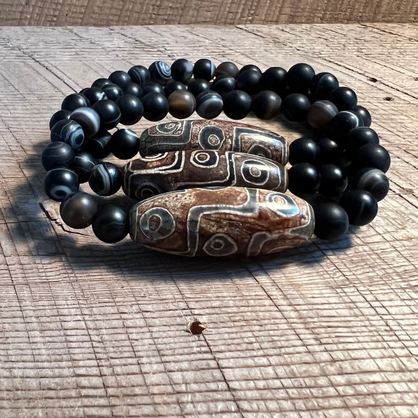 SariBlue® Tibetan Nine Eye Dzi Bracelet With Black Striated Agate