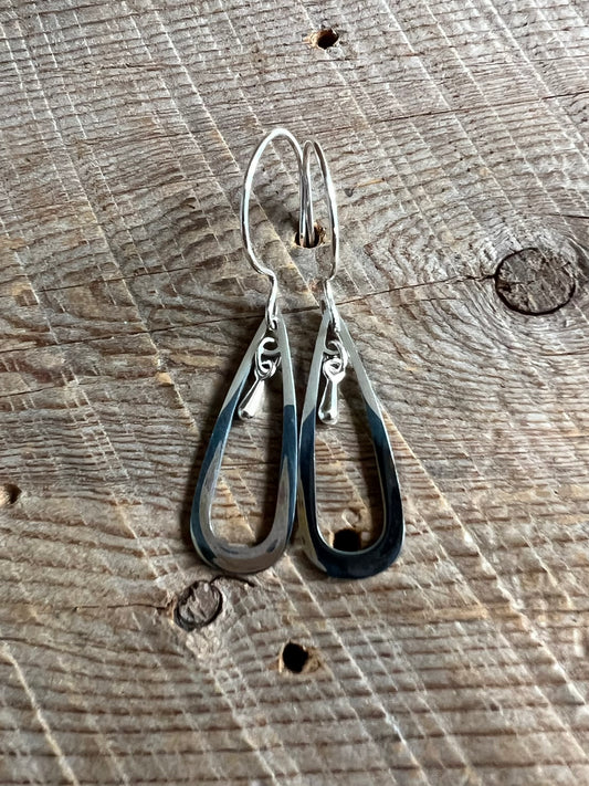 SariBlue® Silver Nested Dewdrop Earrings