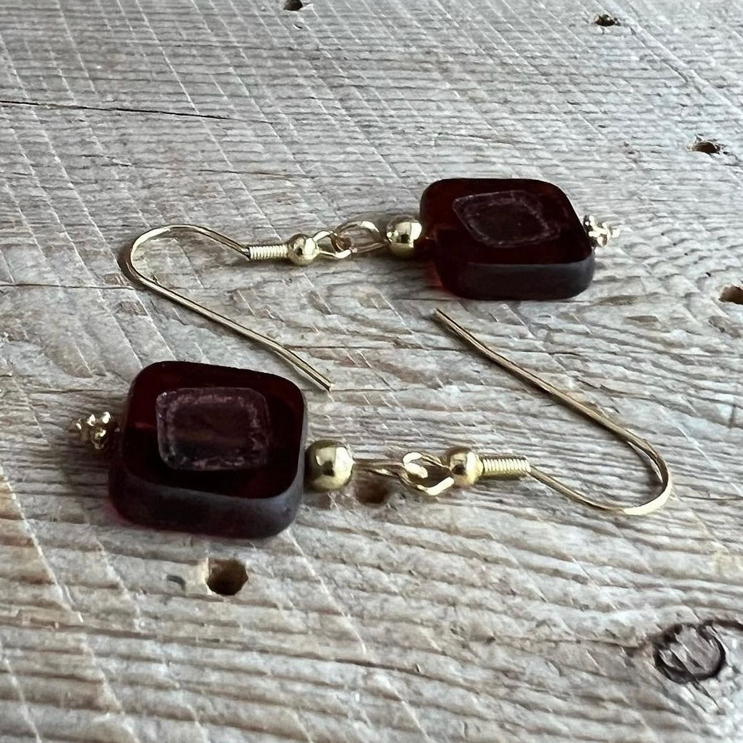 SariBlue®️ Carmine Czech Glass Earrings