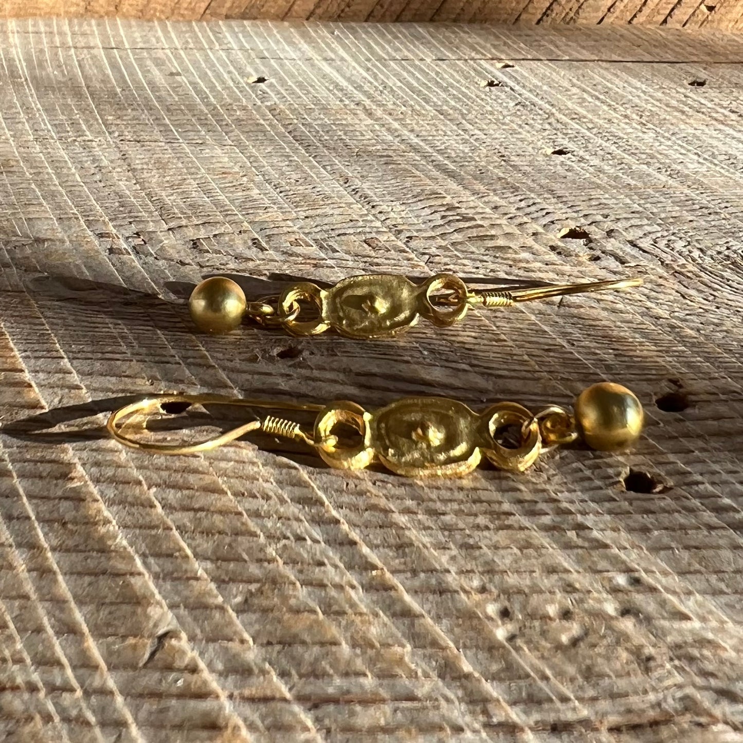 SariBlue® Roman Empire Gold Earrings