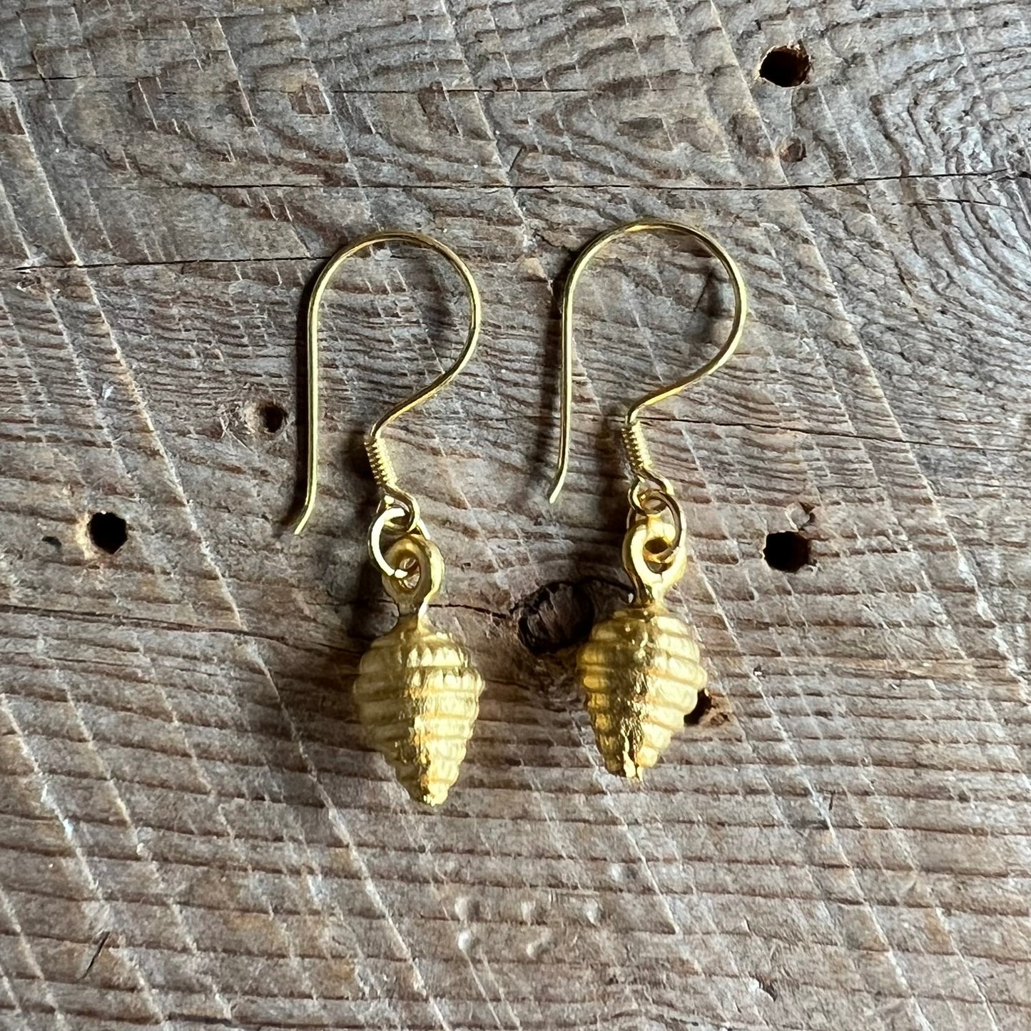 SariBlue® Gold Spiral Earrings
