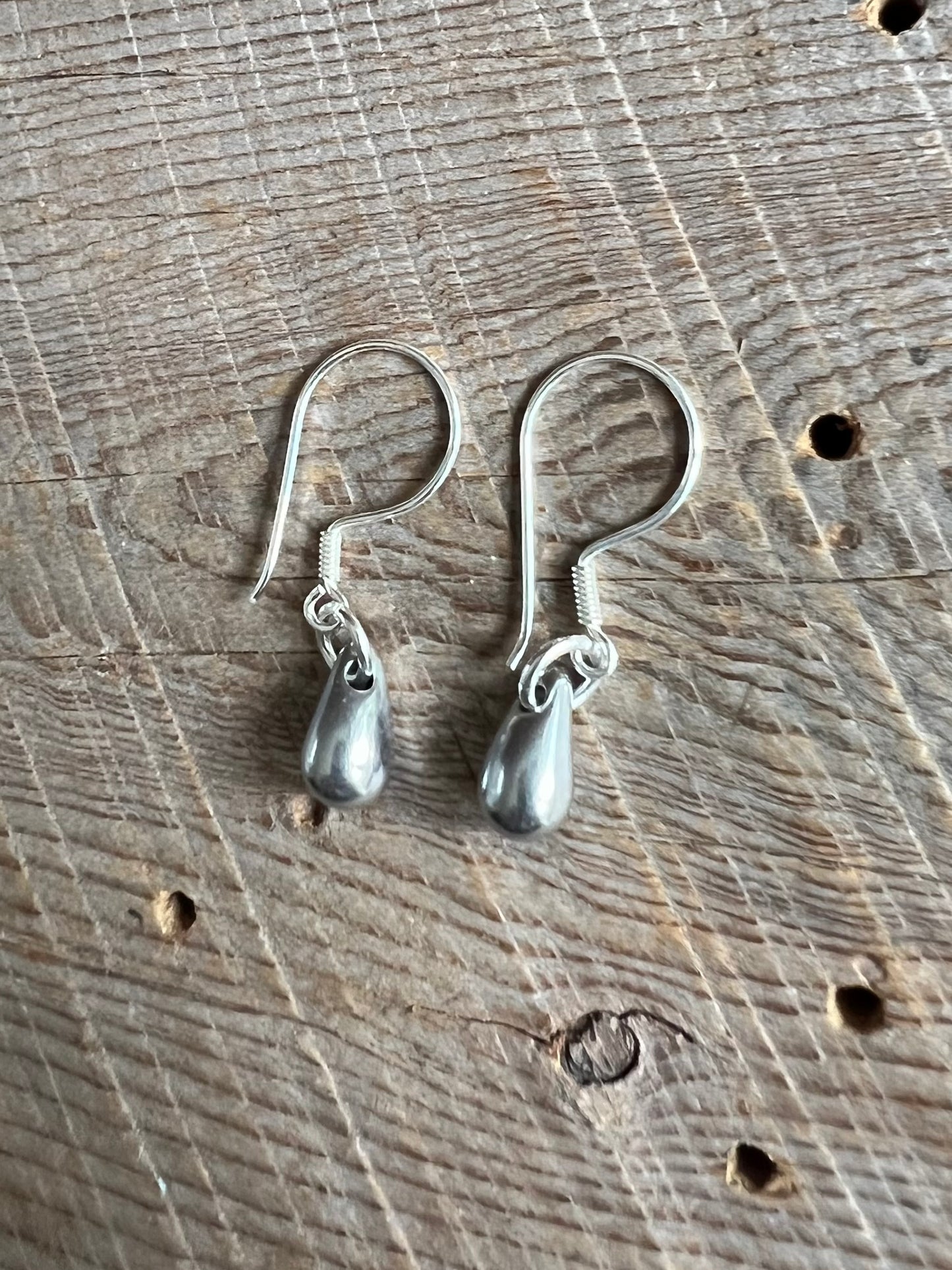 SariBlue® Raindrop Earrings