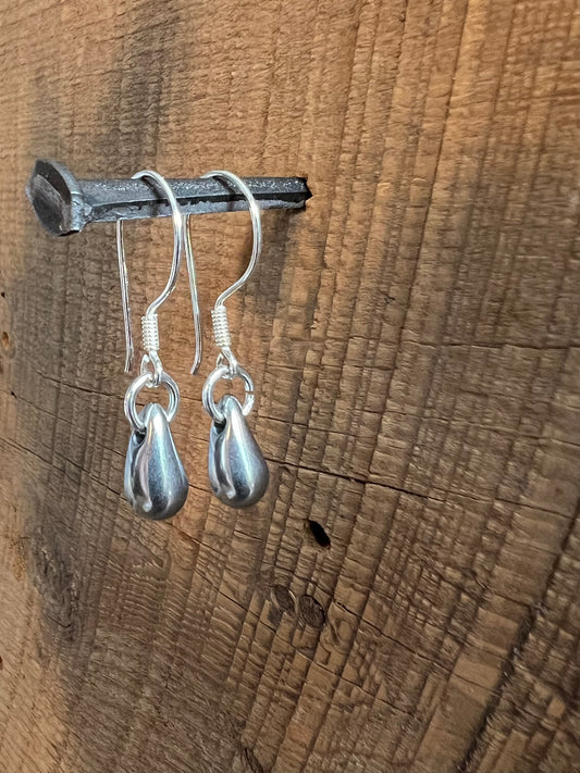 SariBlue® Raindrop Earrings