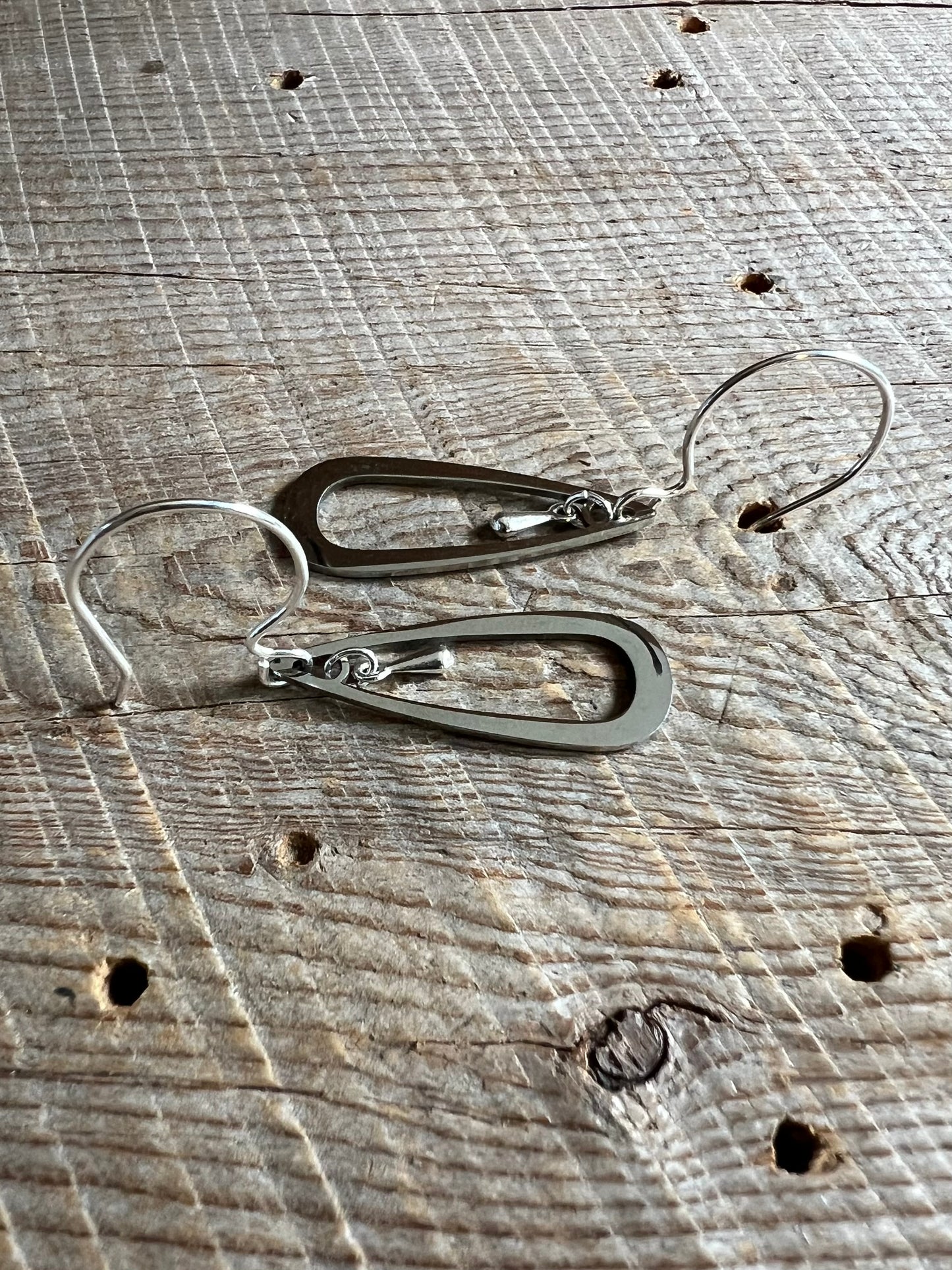 SariBlue® Silver Nested Dewdrop Earrings