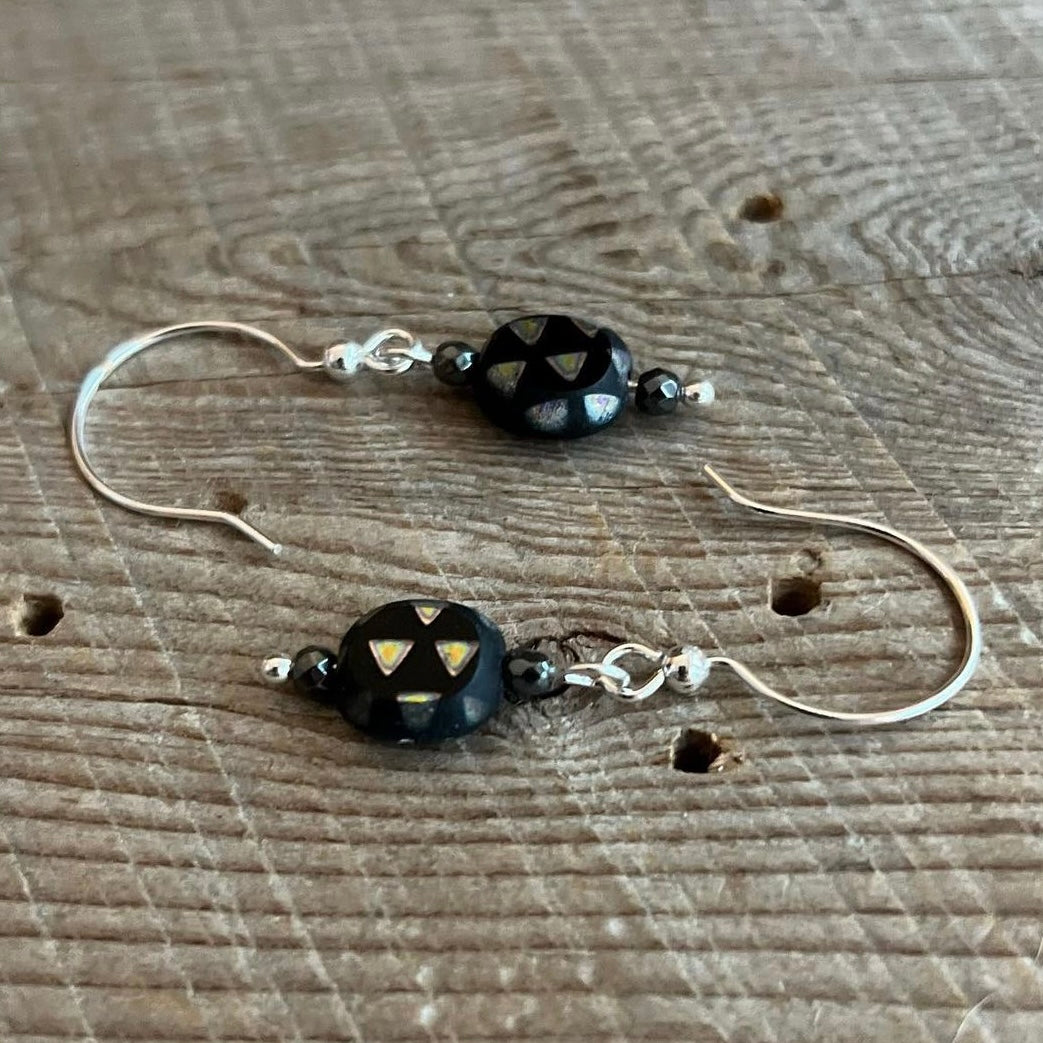 SariBlue®️ Tiny Triangles on Black Czech Glass Earrings